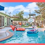 Pirate Cove By Oc Adventure Homes * Garden Grove