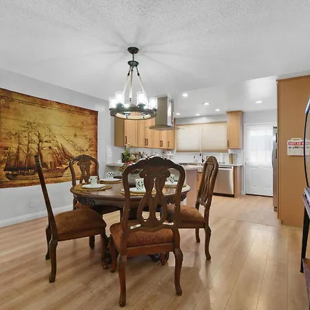 Pirate Cove By Oc Adventure Homes Holiday home Garden Grove